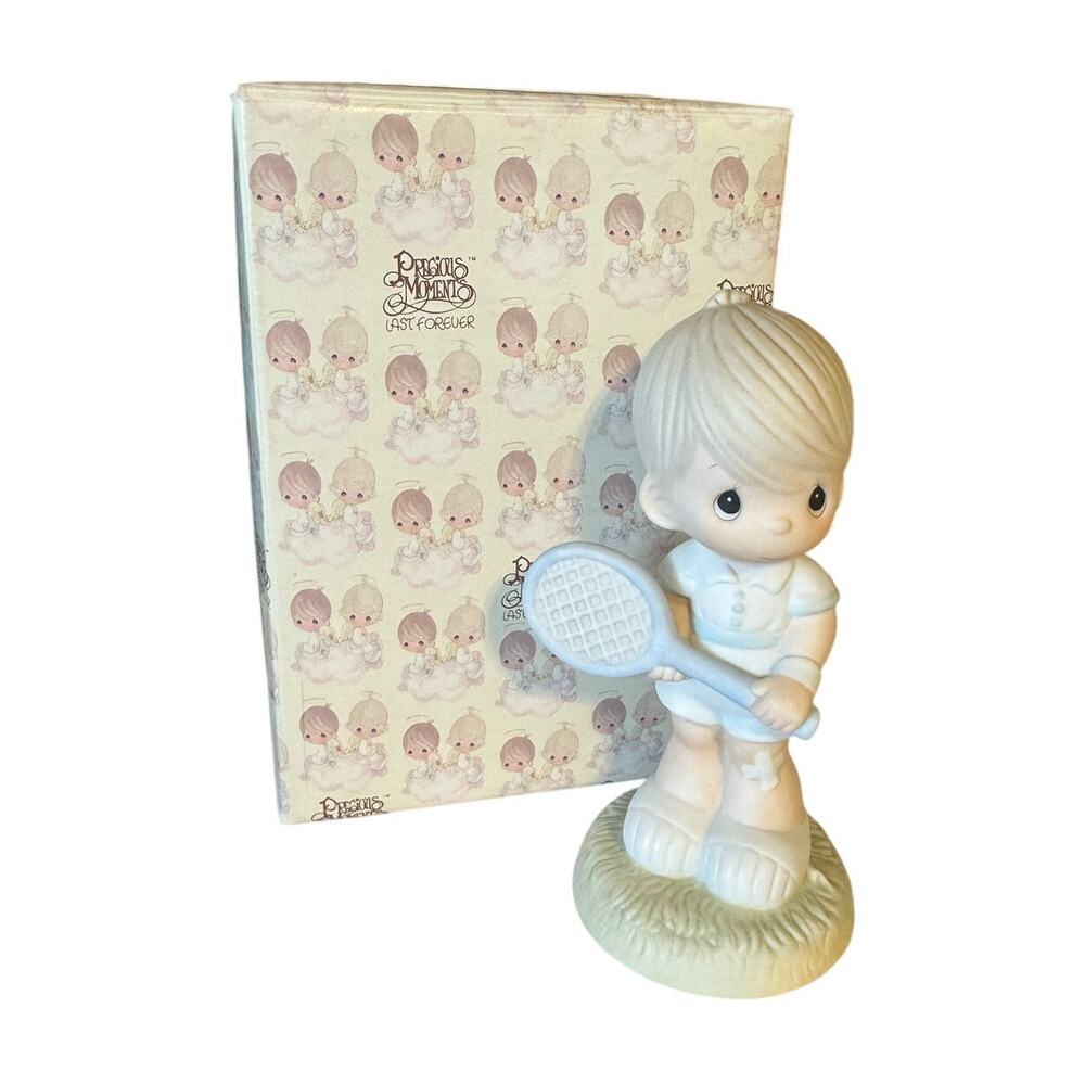 Vintage 1985 Precious Moments Serving the Lord Figurine 100293